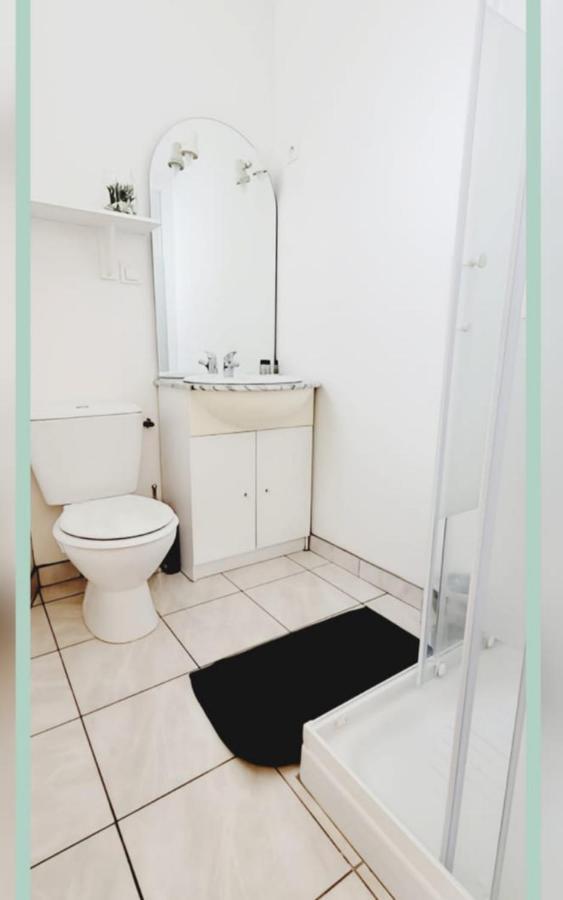 Francois - Superbe T1 - D Au Pied Des Thermes De - Wifi Avec Fibre Neris-les-Bains